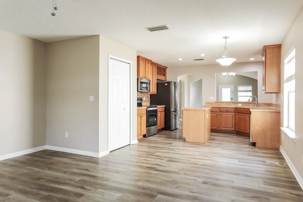 3899 Pebble Brooke Cir - Photo 6 of 16
