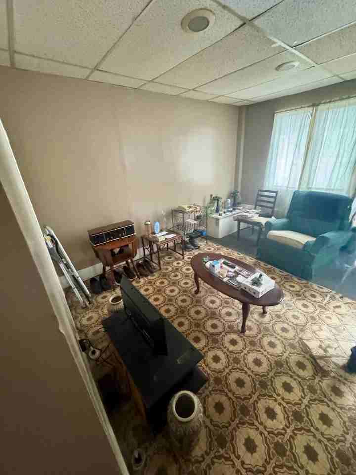 503 North State Street - 3 - Photo 6 of 10