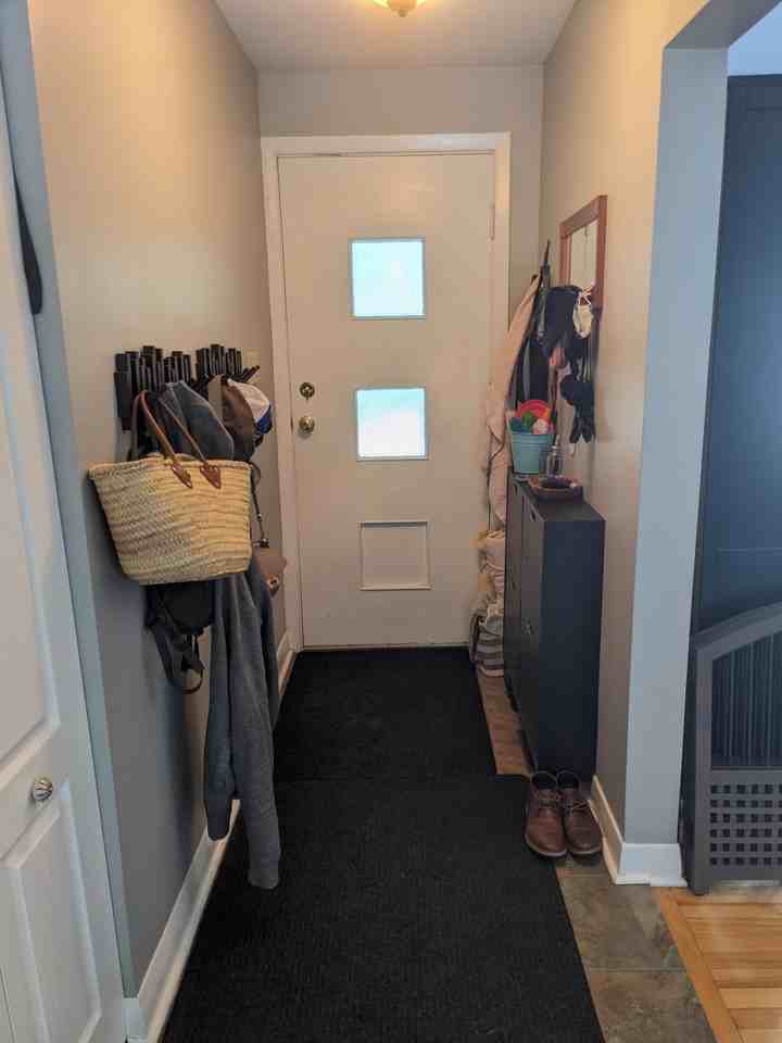 1576 Maxime St - Photo 2 of 16