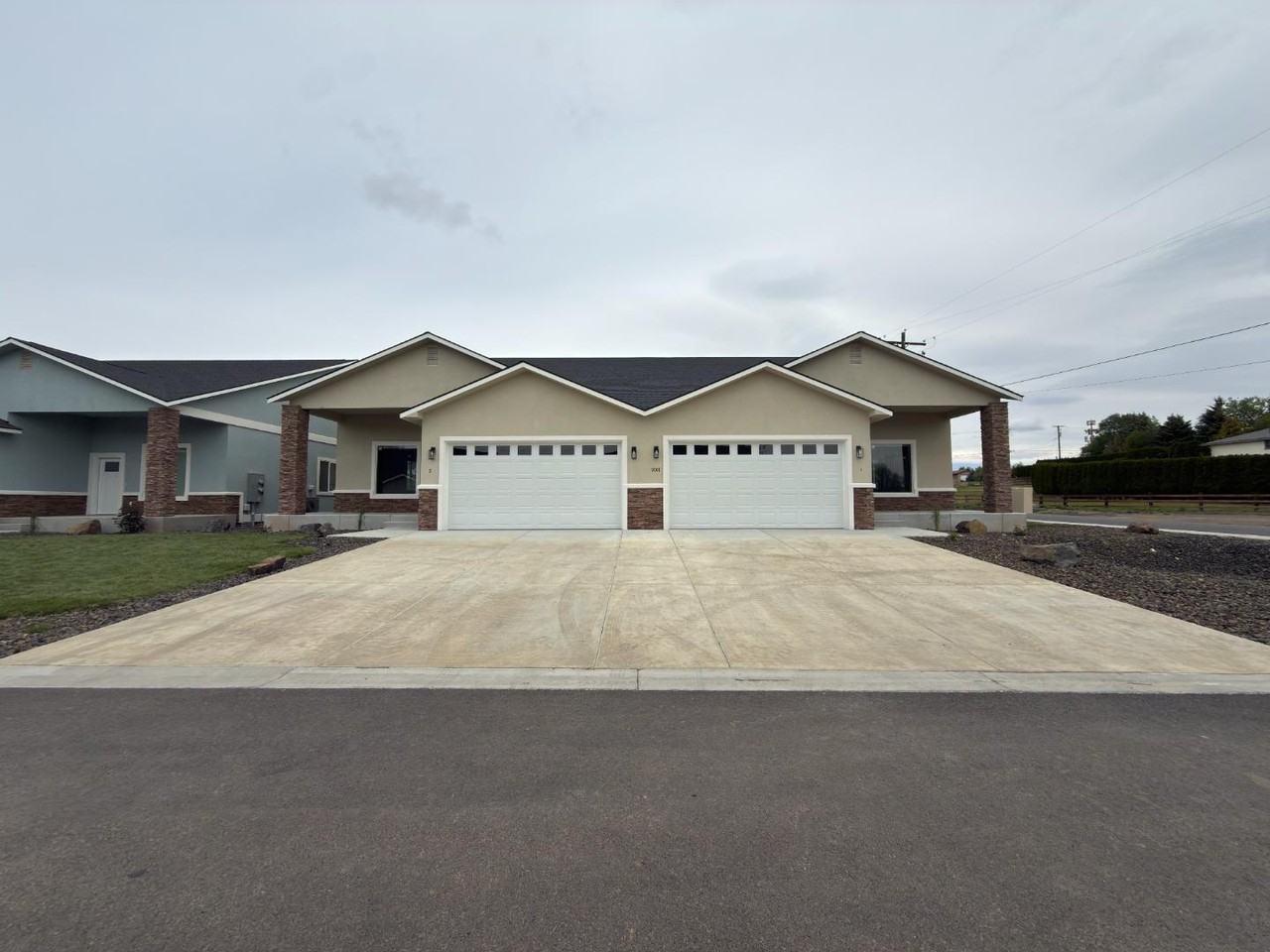 9001 Nafizah Way - Photo 2 of 20