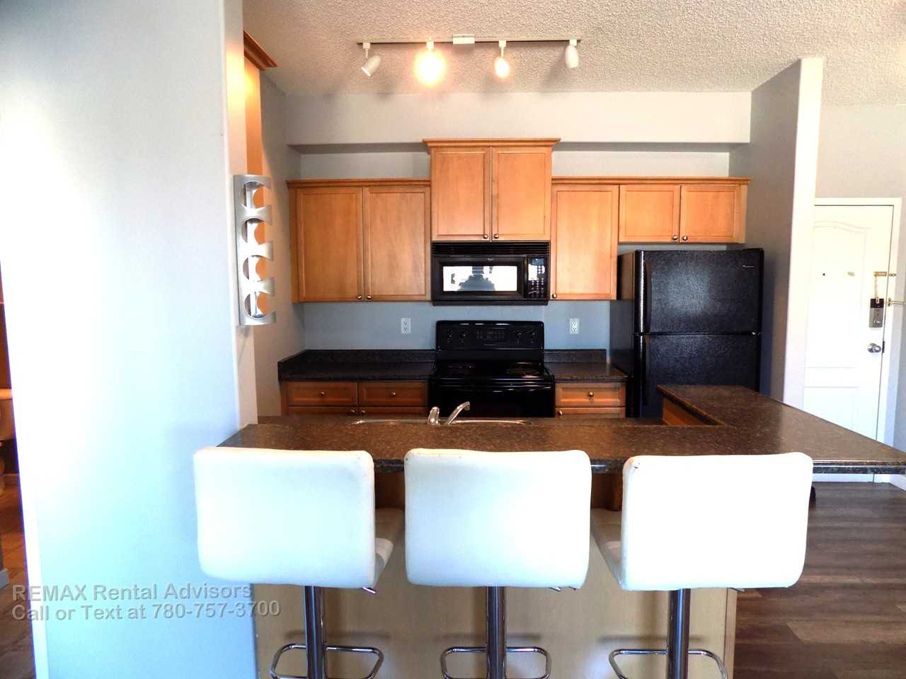 16715 100 Ave Nw - Photo 3 of 21