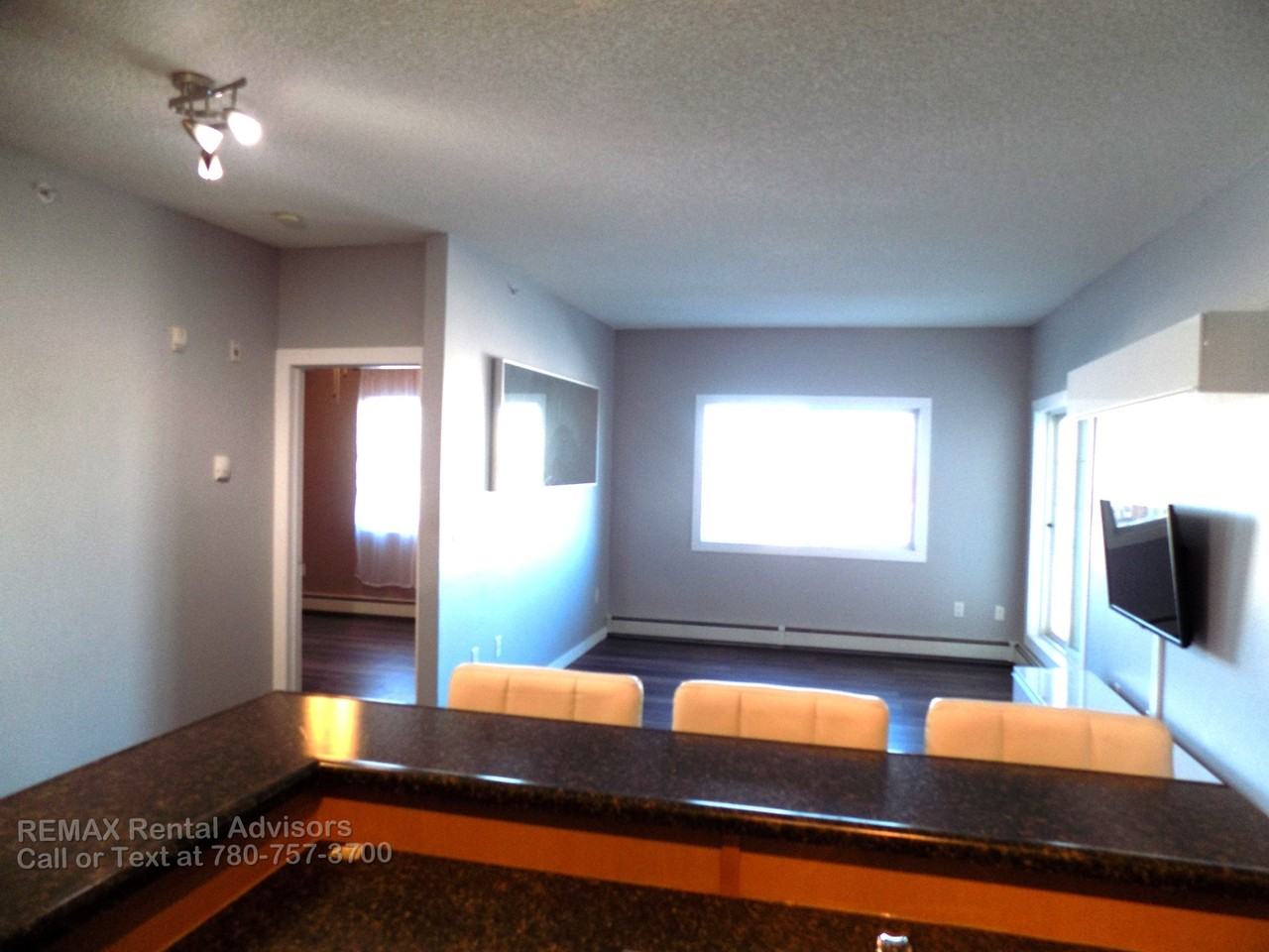 16715 100 Ave Nw - Photo 7 of 21
