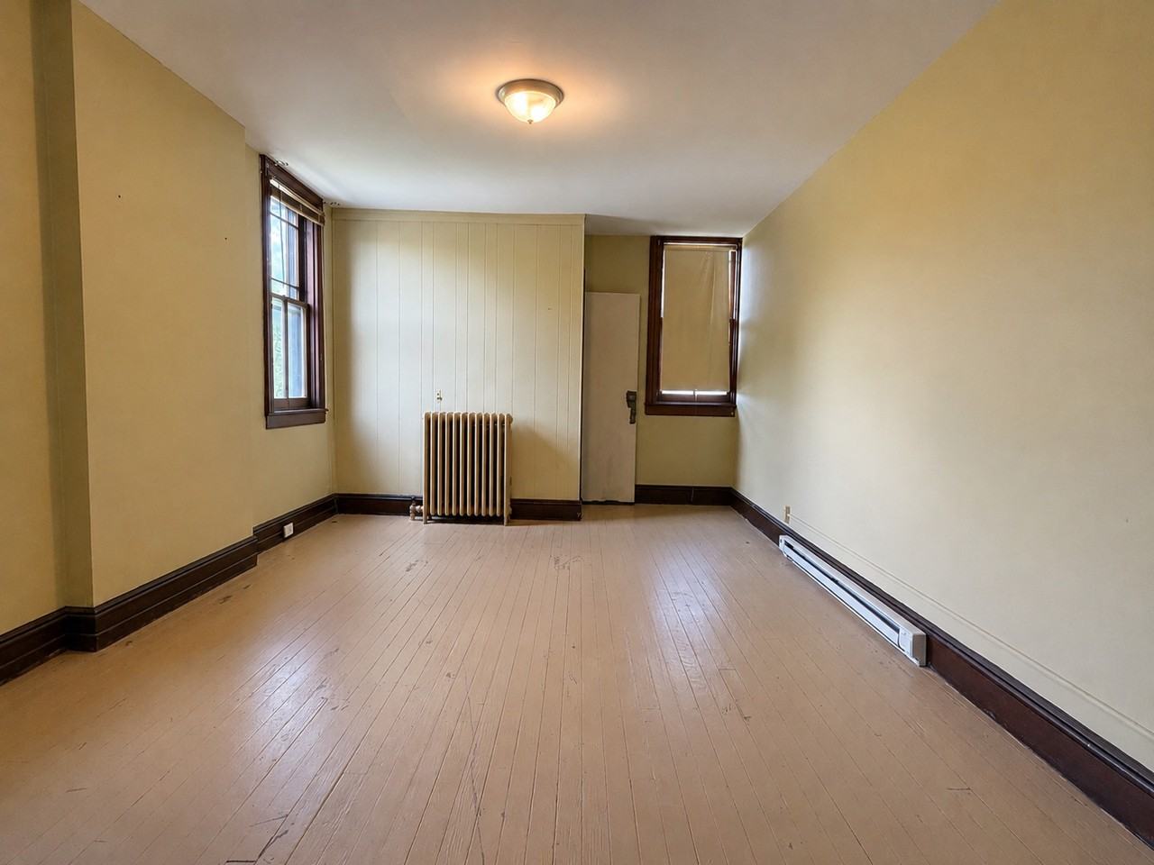 110 East High Street - Photo 5 of 5