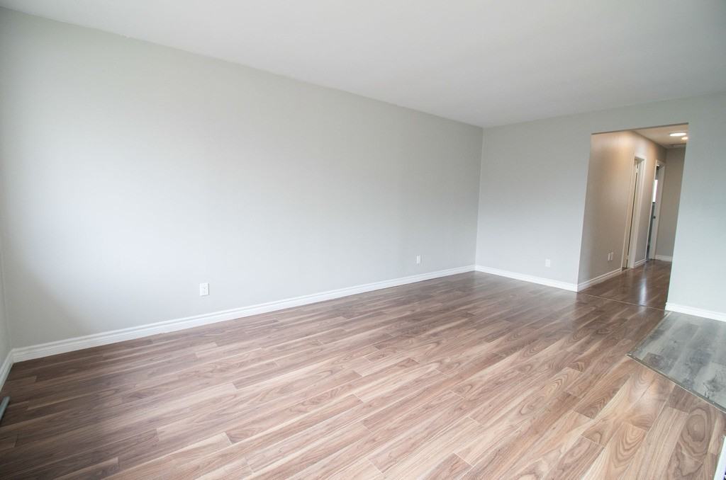 10 Wallace St - Photo 3 of 21