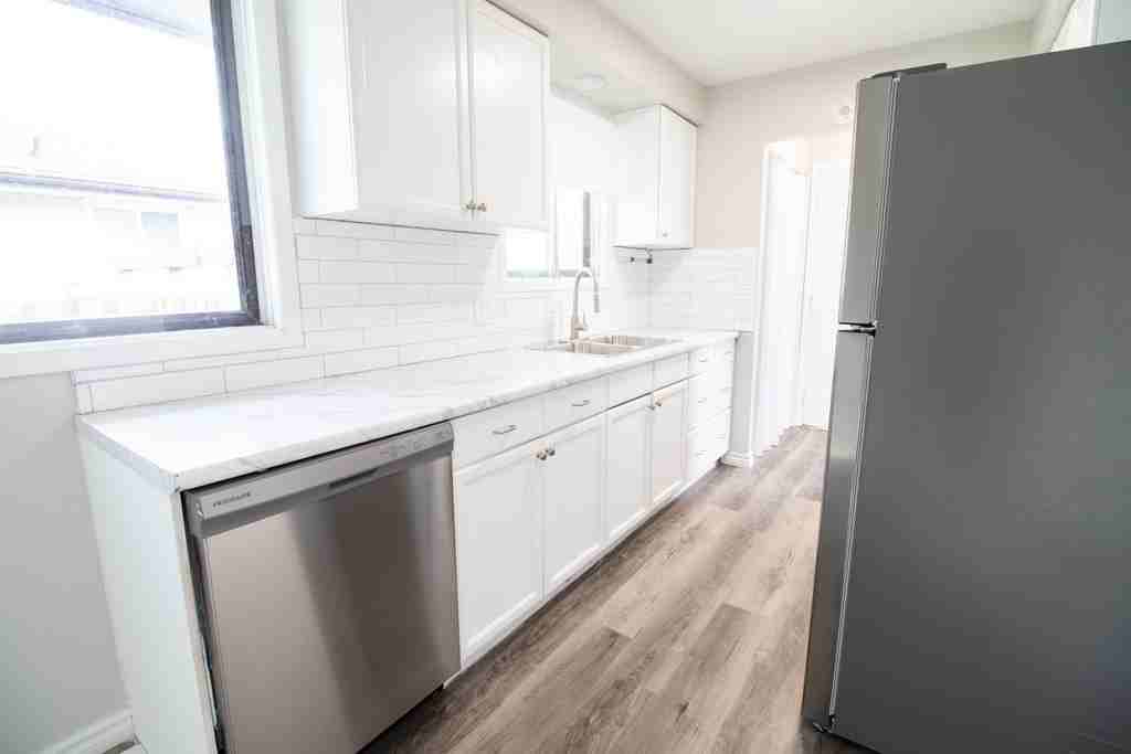 10 Wallace St - Photo 7 of 21