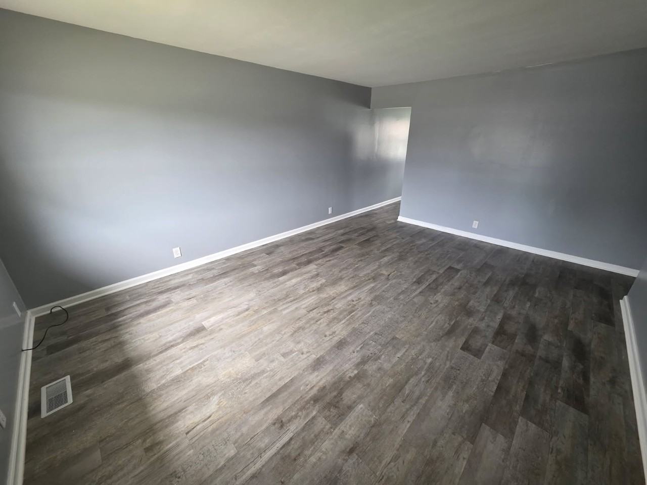 20 W Chestnut St #1 - Photo 2 of 7