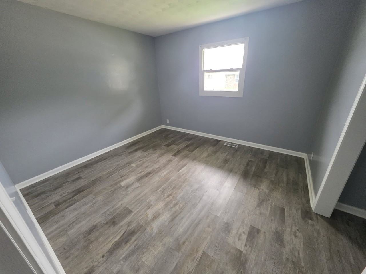 20 W Chestnut St #1 - Photo 5 of 7