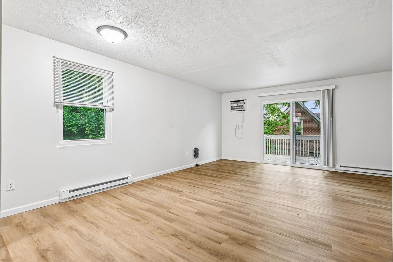 Newly Renovated Apartments - Photo 2 of 9