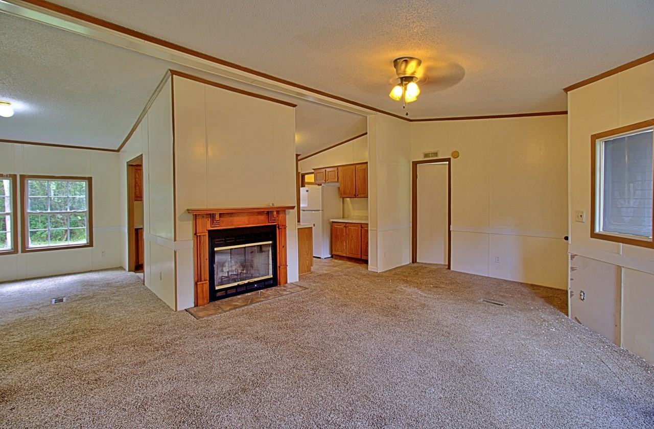 235 Fleming Loop Rd #1 - Photo 4 of 17