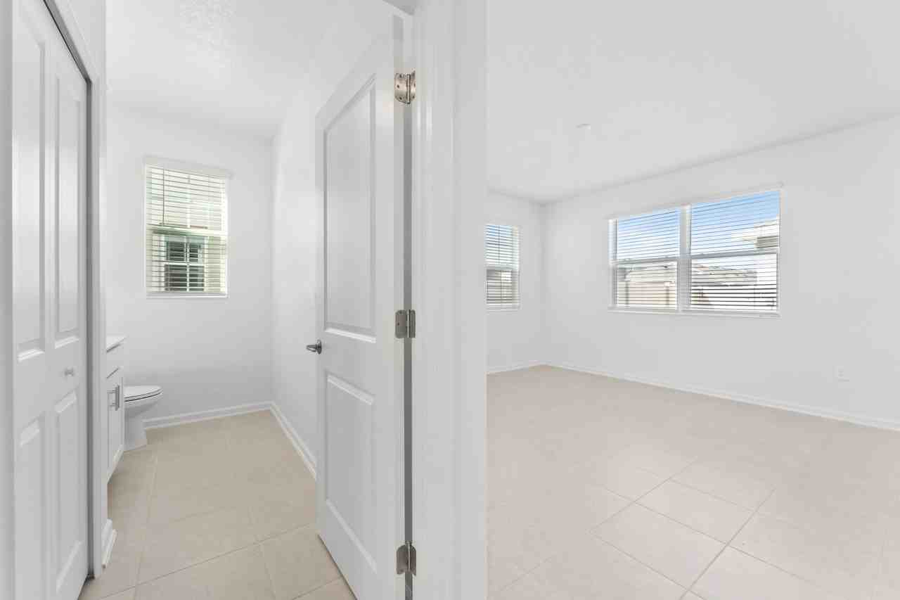 2004 Tohoqua Blvd #1 - Photo 5 of 26