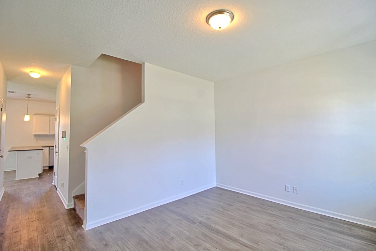 171 Brightleaf Cir #1 - Photo 3 of 37
