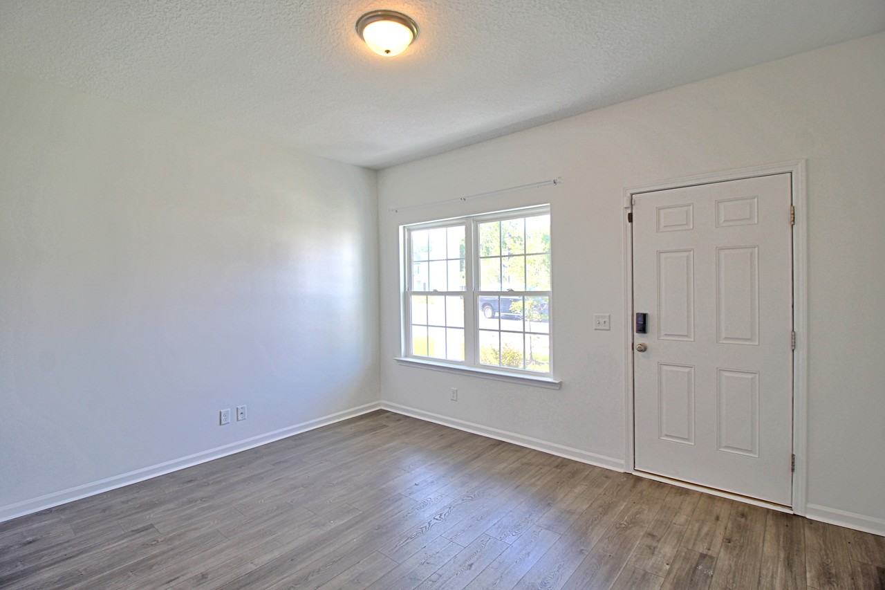 171 Brightleaf Cir #1 - Photo 6 of 37