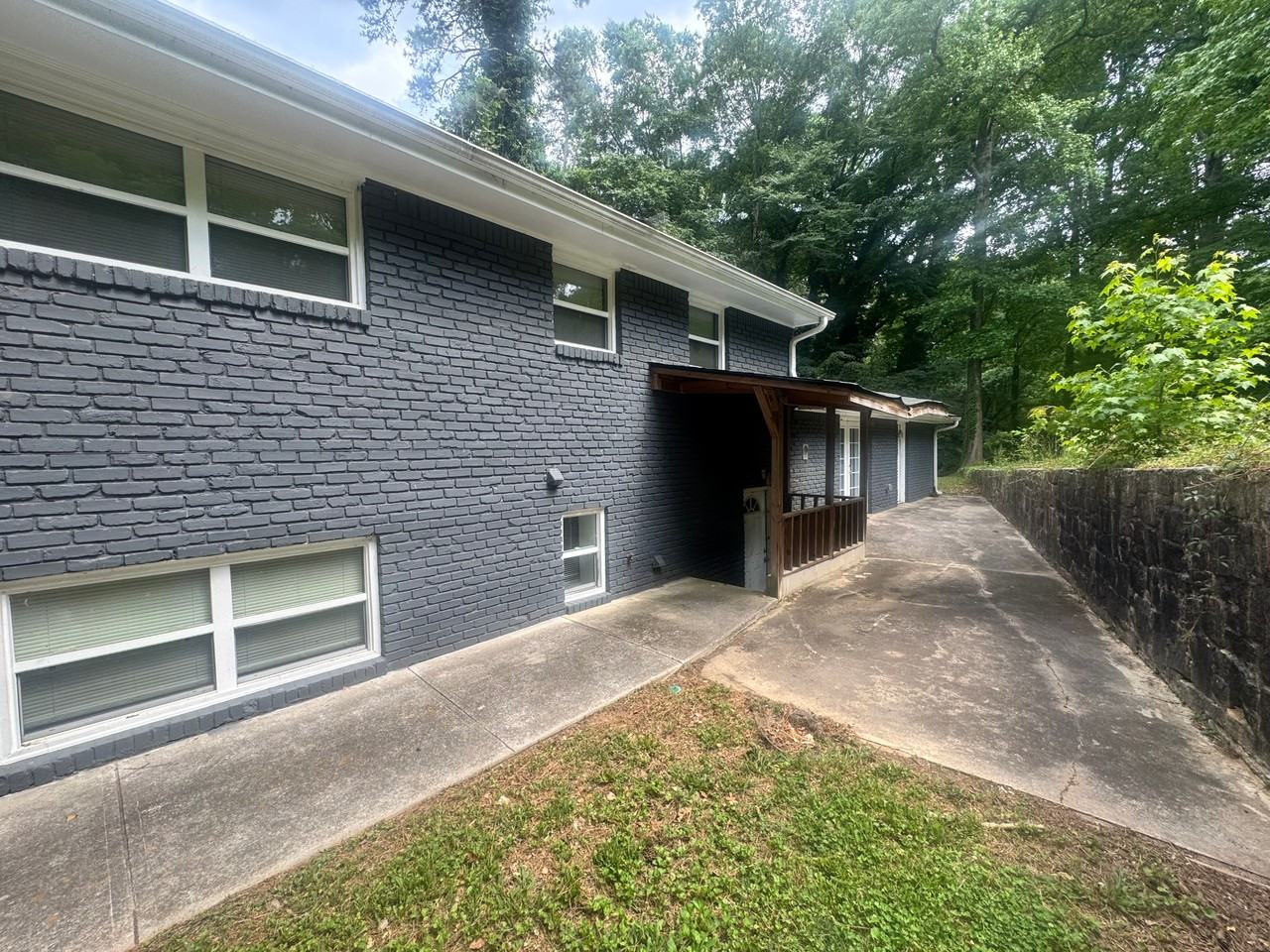 4365 York Rd - Photo 4 of 36