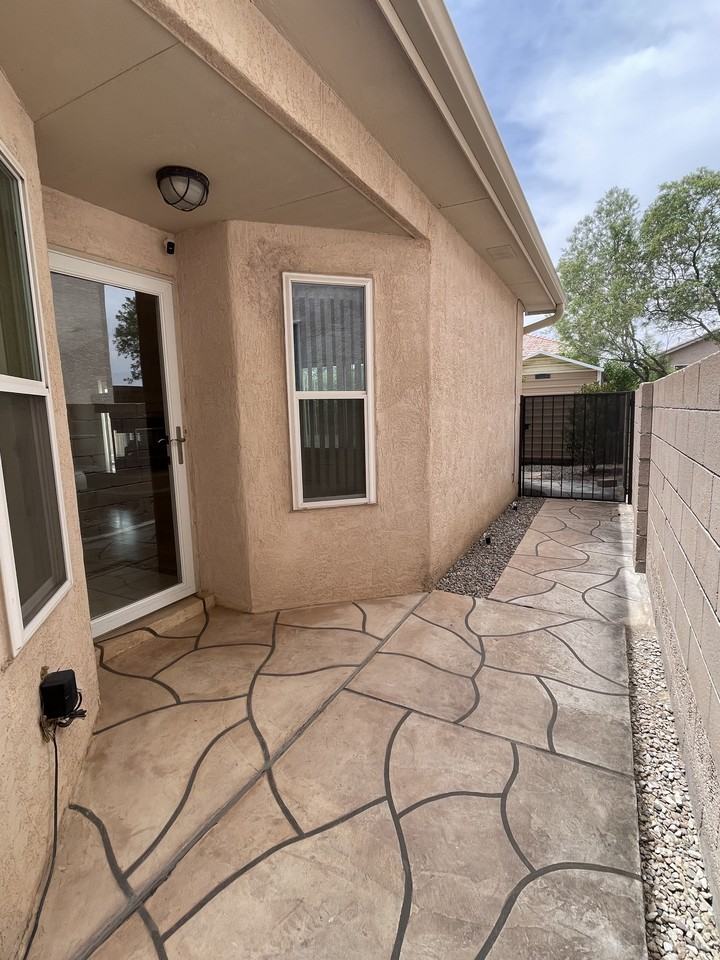 8601 Coppell Ct Ne #1 - Photo 2 of 25