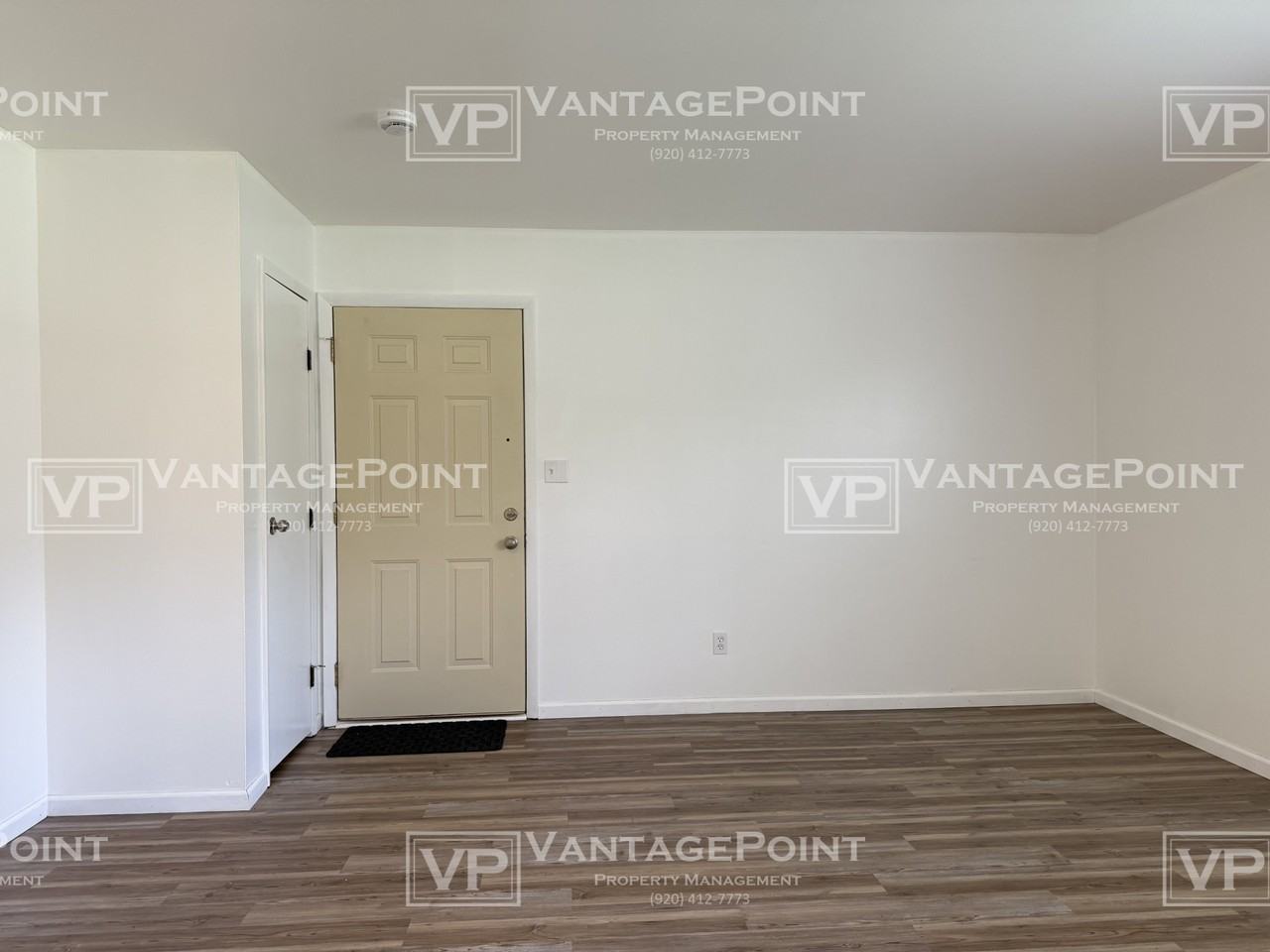 1220 S Erie St #8 - Photo 4 of 14