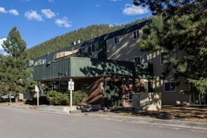 featured image of 3201 Riverside Dr