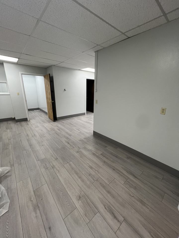 220 Edison St #1 - Photo 7 of 12