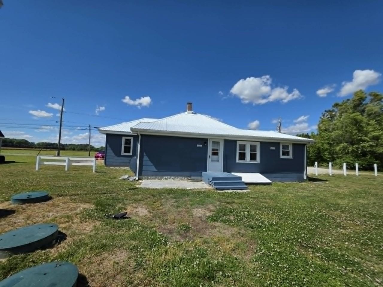 28419 Old Quantico Rd #B - Photo 4 of 20