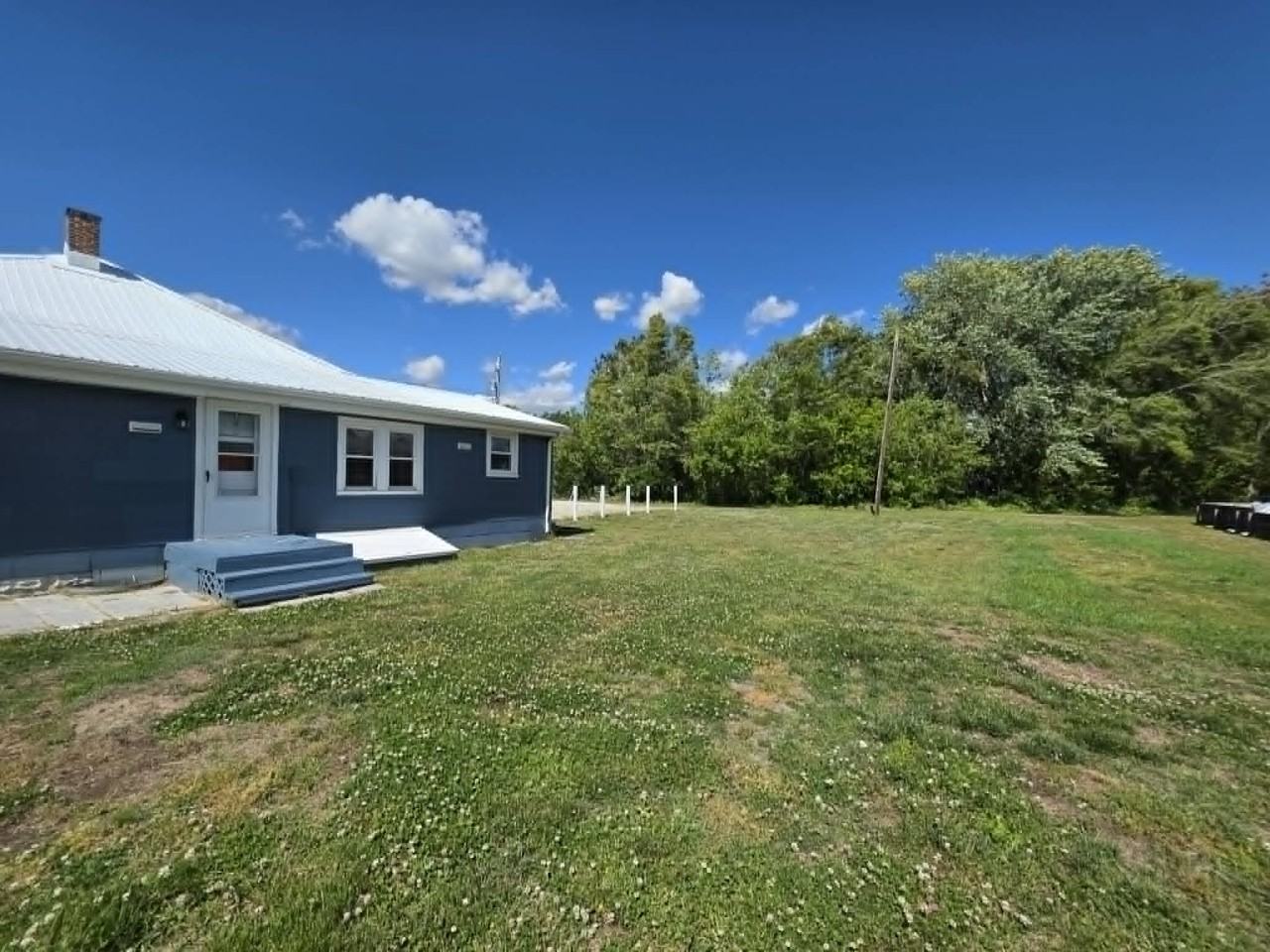 28419 Old Quantico Rd #B - Photo 5 of 20