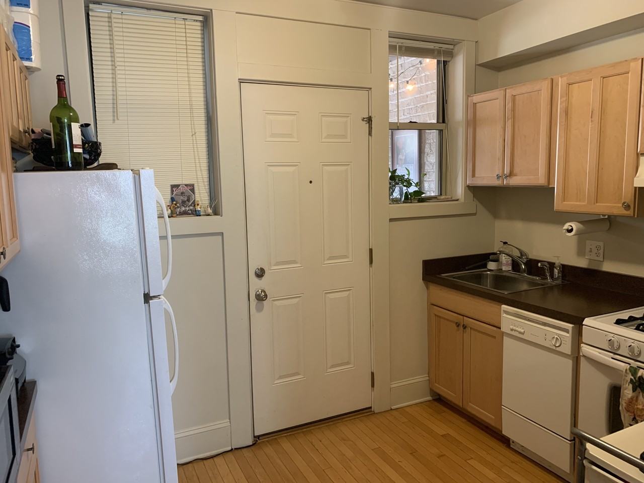 1425 W Farwell Ave #1425-2N - Photo 4 of 8
