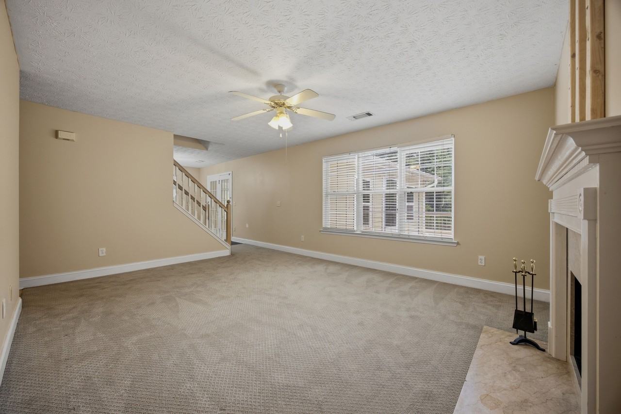 5054 Lancashire Ct #1 - Photo 6 of 25