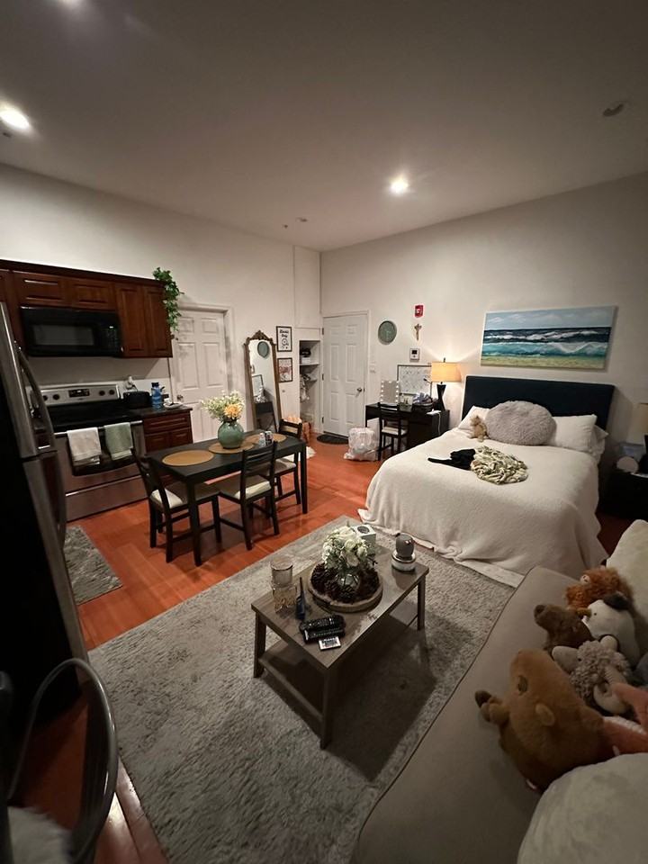1204 Chestnut St - Photo 4 of 5