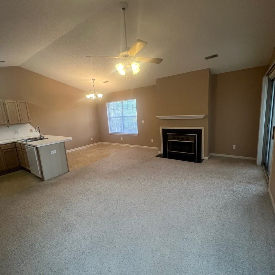 2942 Mulberry Lane - EUnit E #E - Photo 2 of 20