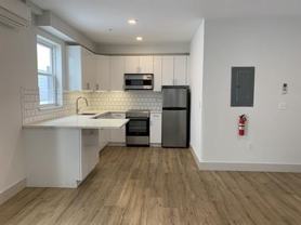 562 Main St Apt 3c - Photo 1 of 1