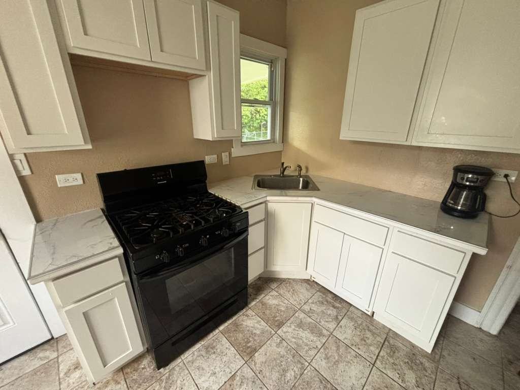2289 E 93rd St #1 - Photo 2 of 13