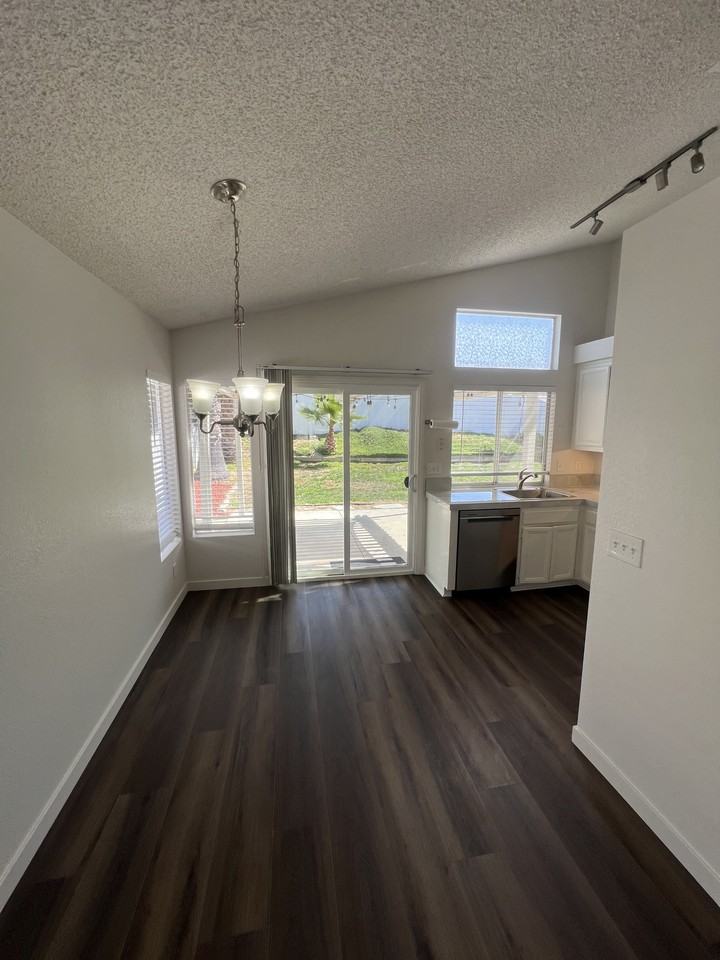 30202 Cupeno Ln #30202 - Photo 4 of 16