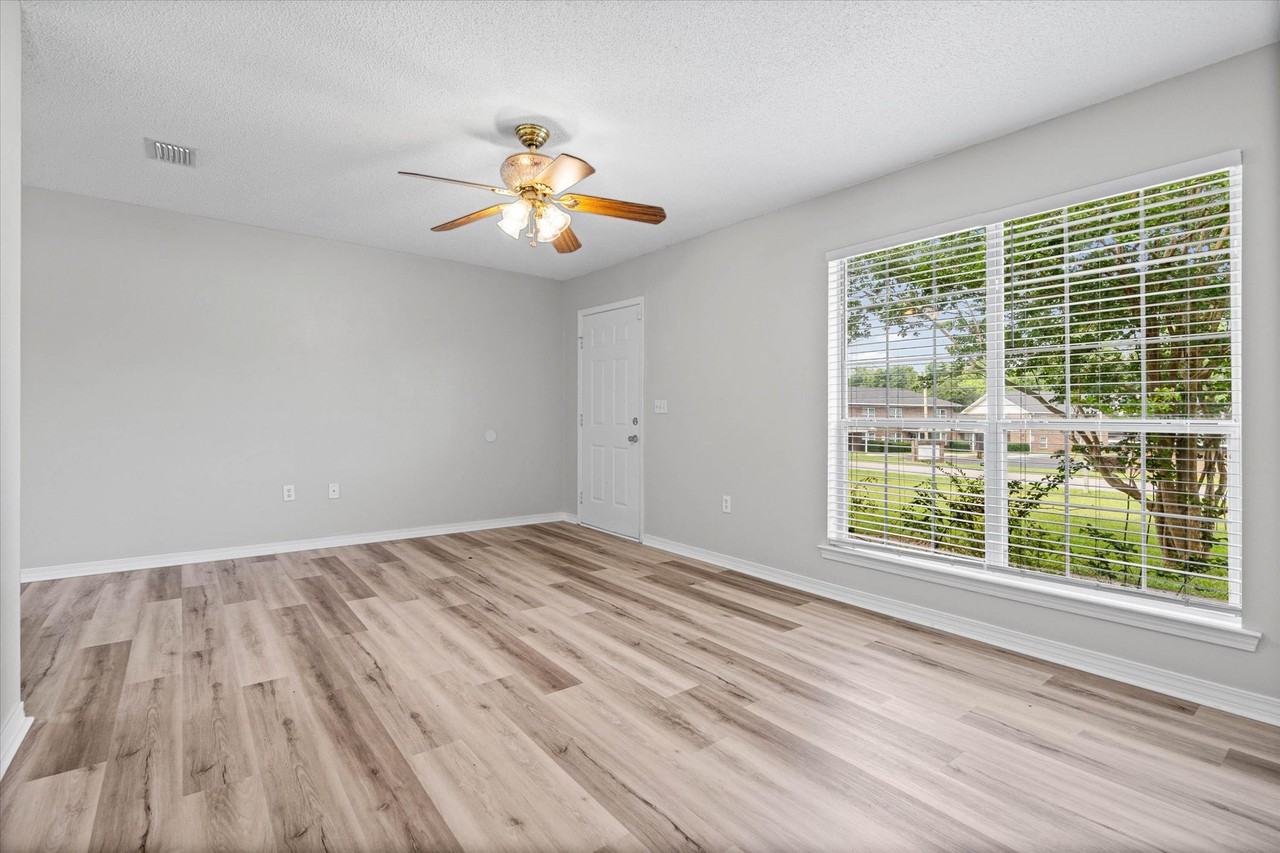 22710 Mattingly St #1 - Photo 3 of 23
