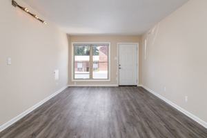 featured image of 516 S Mendenhall St