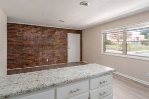 featured image of 516 S Mendenhall St