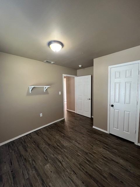 330 37th St #2 - Photo 7 of 8