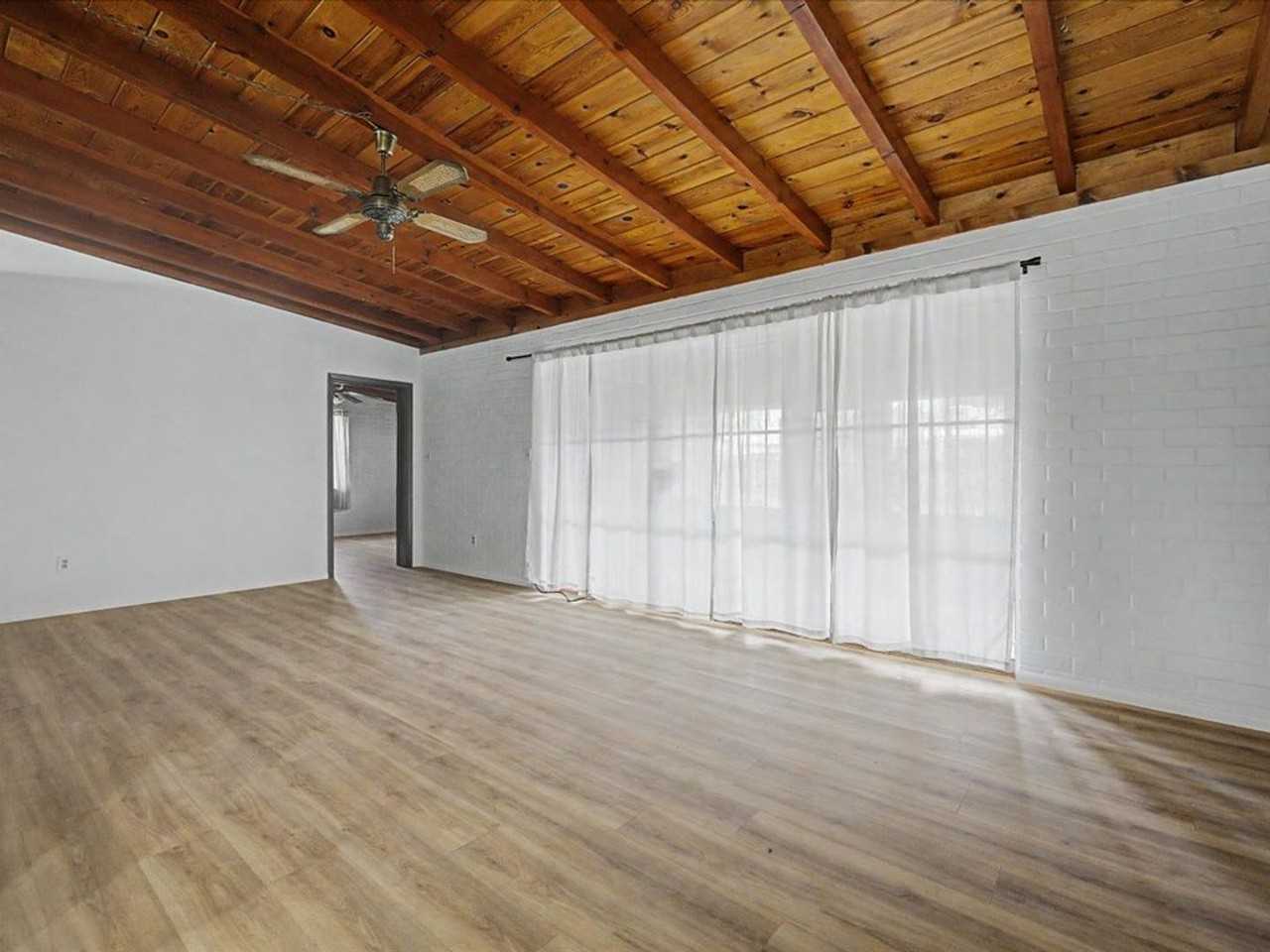 6222 E Eli St - Photo 3 of 26