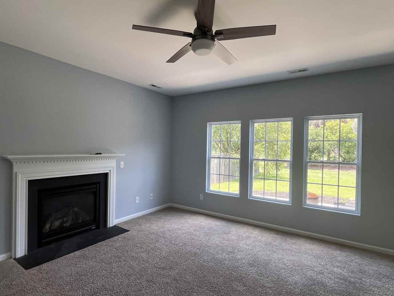 292 Mayfield Dr #1 - Photo 2 of 10
