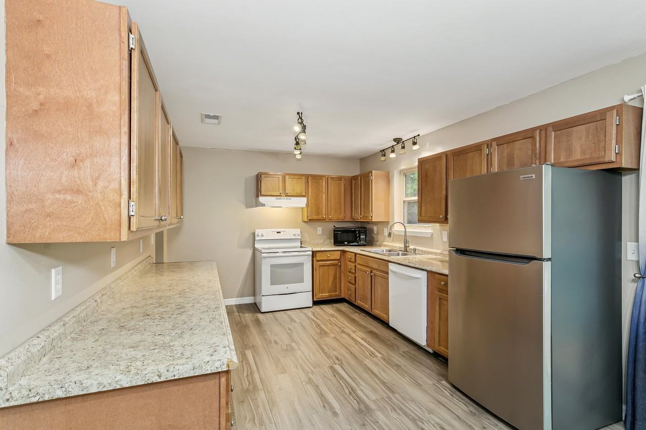 4572 Kelly Ln #1 - Photo 4 of 10