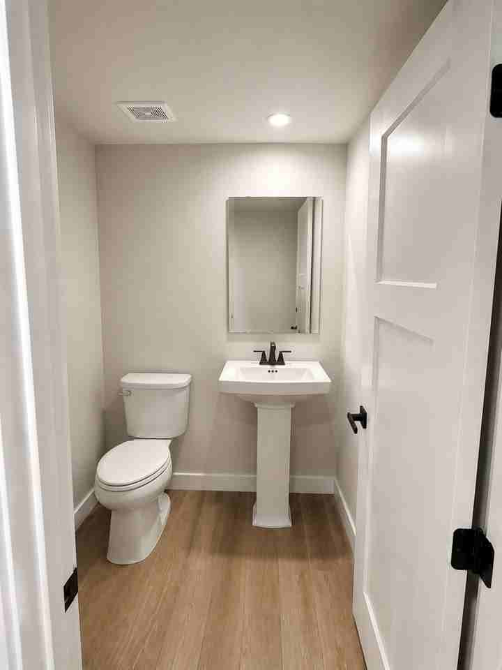 9802 Oaklawn Blvd Nw #1 - Photo 6 of 43