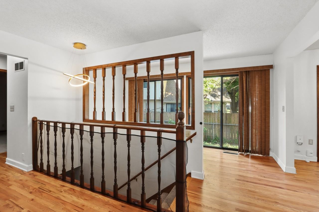 7405 W 74th St #1 - Photo 4 of 24