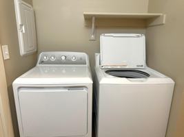 featured image of 480 Ne 31st St