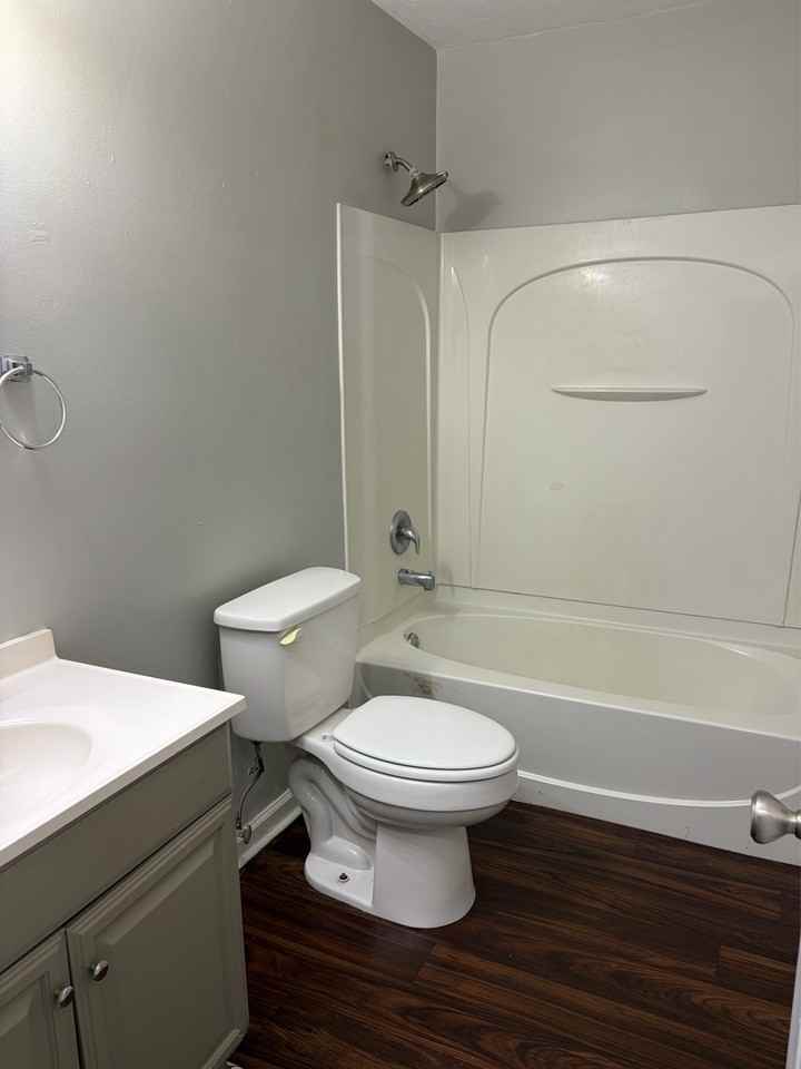 214 White Dr #1 - Photo 3 of 6