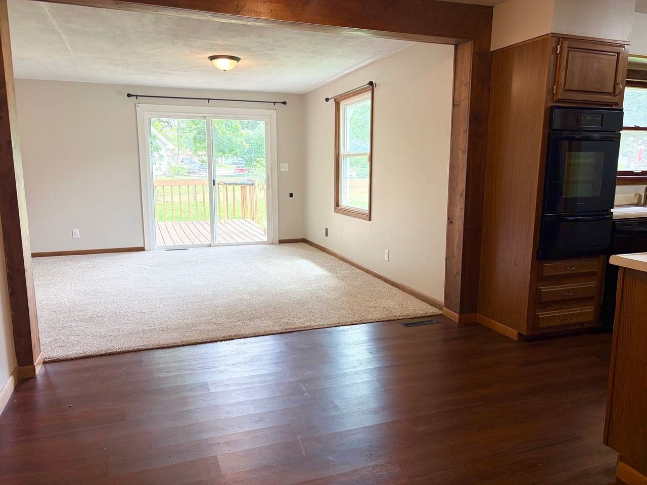 801 Sheridan Rd - Photo 3 of 18