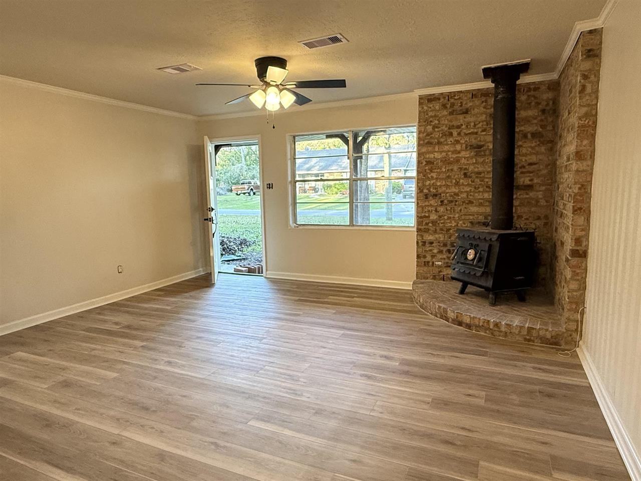 917 West Wildwood Drive #1 - Photo 3 of 19