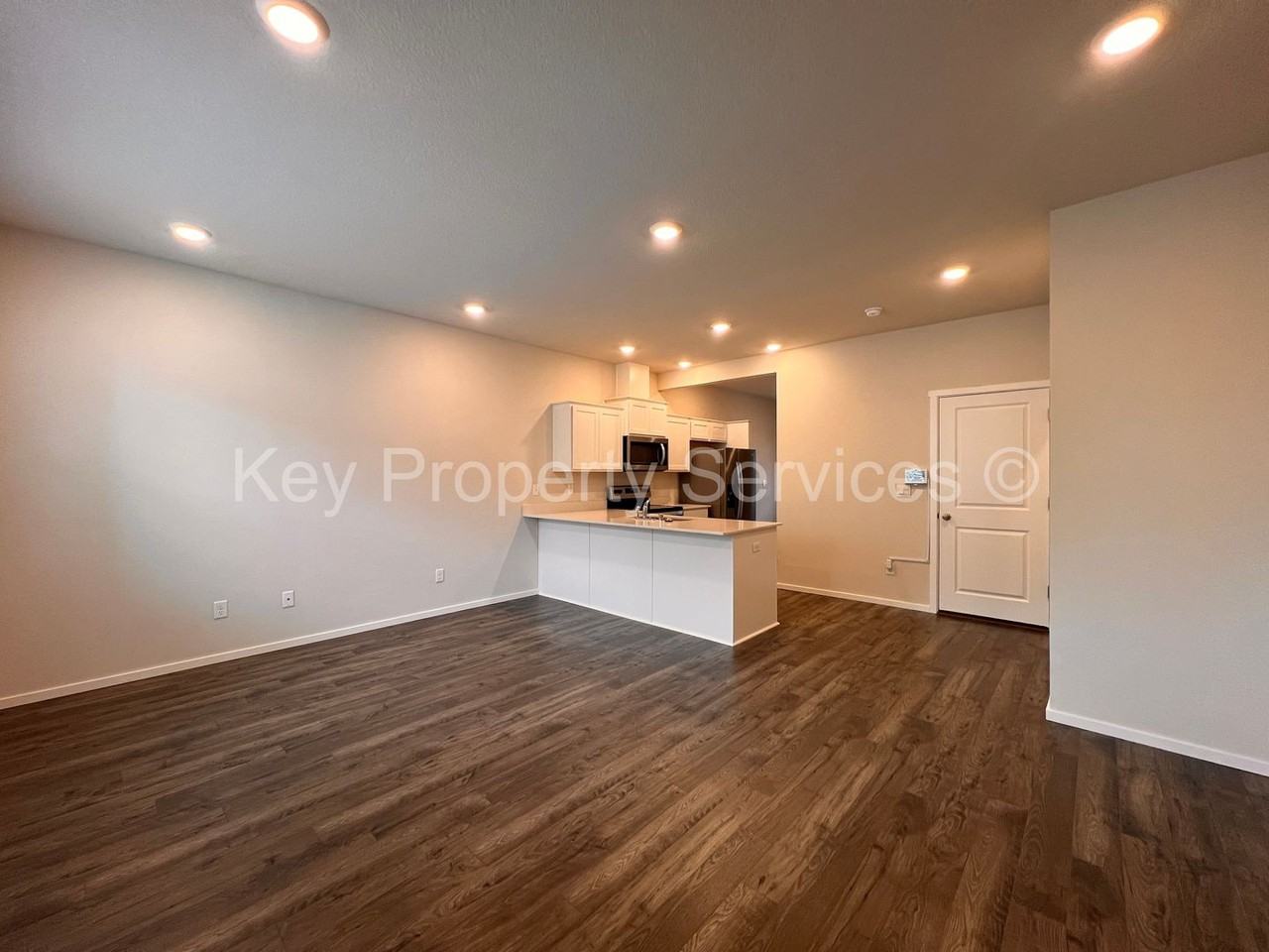 12609 Ne 116th Way - Photo 2 of 25