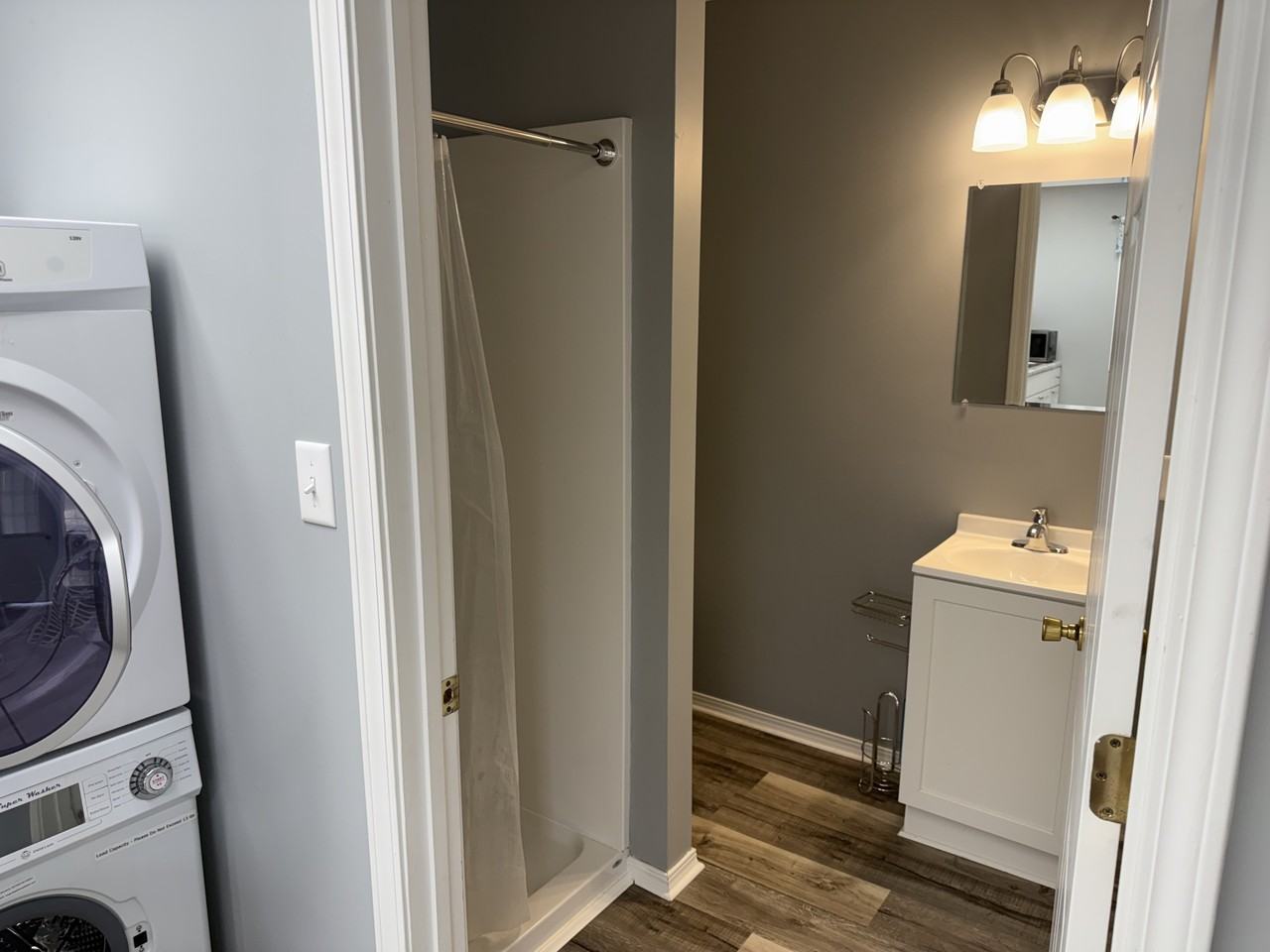 7237 New Glendale Rd #1 - Photo 2 of 5