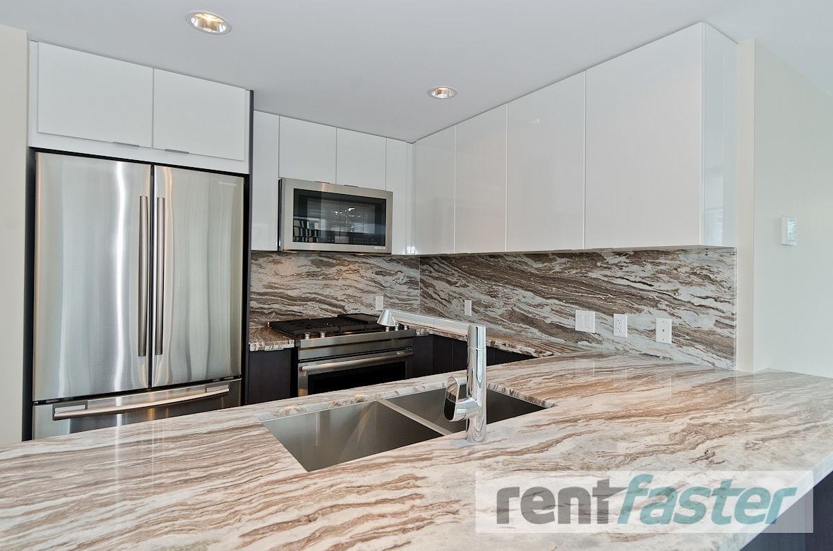 510 Evolution Towers (Pulse Tower) #413 - Photo 7 of 20