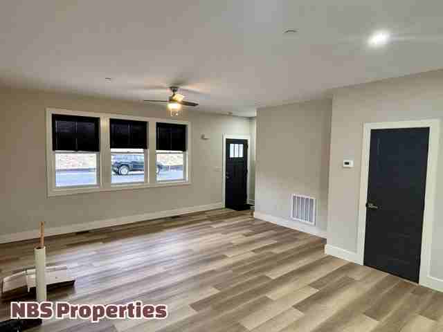 118 Emerson Way #118 - Photo 3 of 30