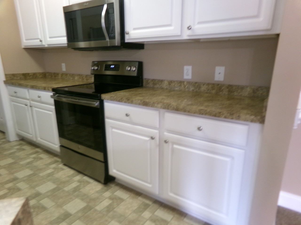 2065 Silvercrest Dr #6E - Photo 3 of 18