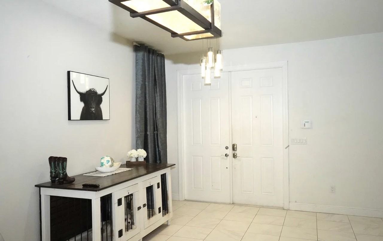 1271 Nw Leonardo Cir #1 - Photo 2 of 23