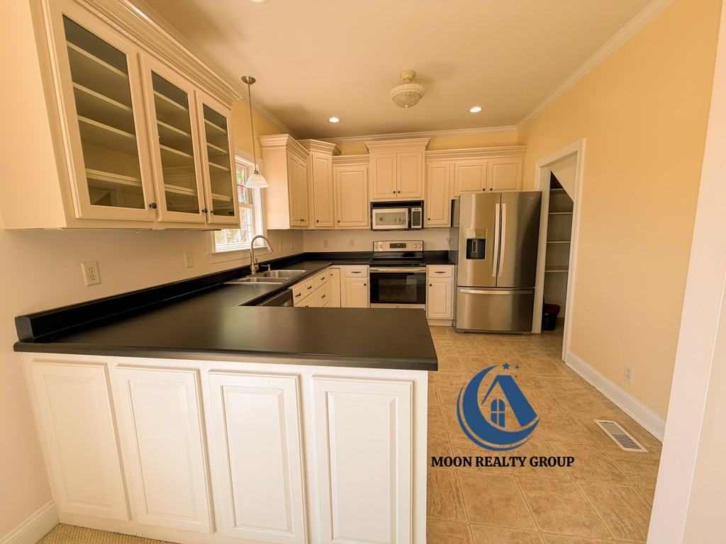 106 E Wendy Way #1 - Photo 7 of 26